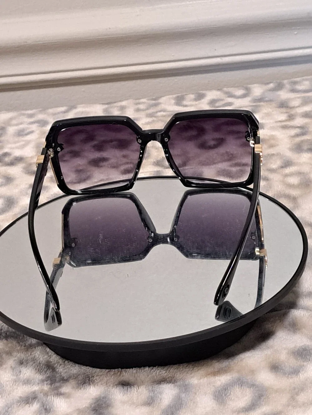 Fashion Designer-Inspired Black Square Sunglasses